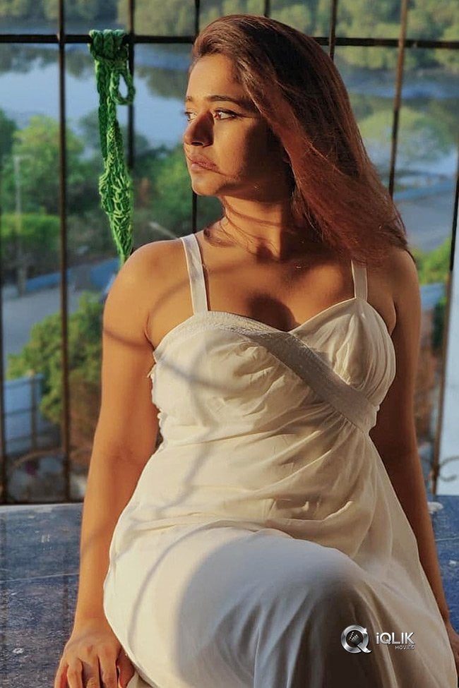 Poonam-Bajwa